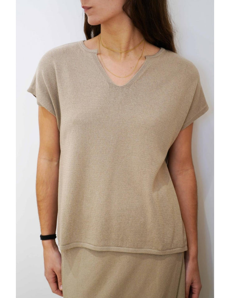 Mus & Bombon beige 'Maella' soft knit cap sleeve sweater