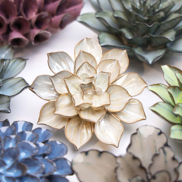 Ceramic Flower -Pearl 8