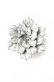 Chive Ceramic Flower white Cosmos