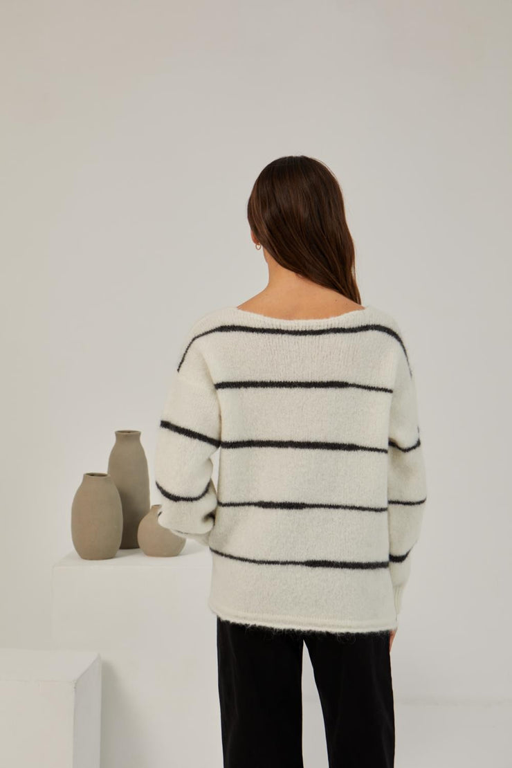 Mus & Bombon 'Nijar' striped v neck long. loose fit sweater.