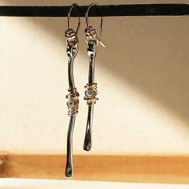 Twiggy Earrings with Gold Wire and Stone