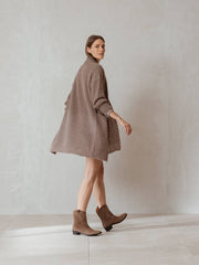 Knitted long cardigan with pockets in taupe